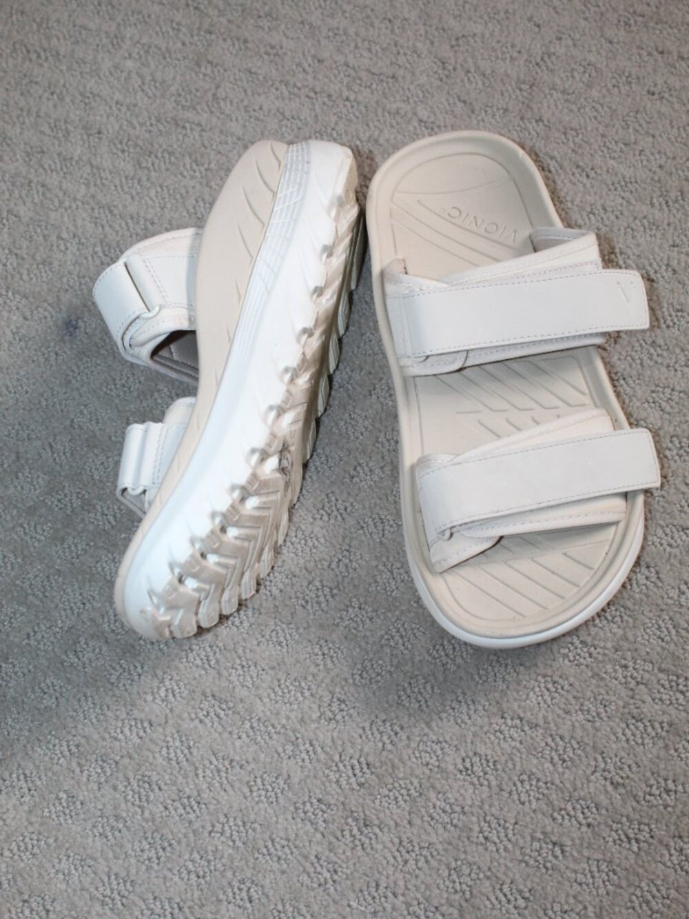 Vionic Size 9 Cream Strappy Hook & Loop Slide Sandals